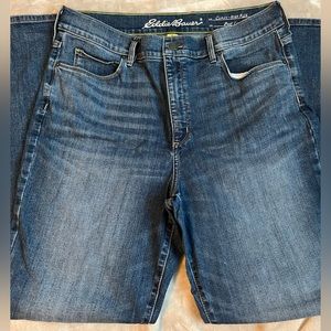 NWOT Eddie Bauer Women's Boot Cut Jeans - Dark Blue Wash
